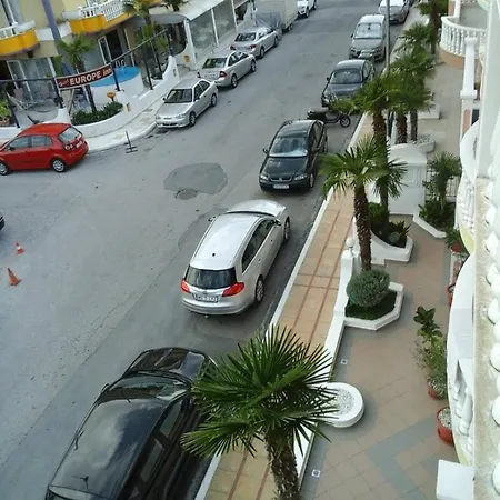 Aparthotel Alexander *