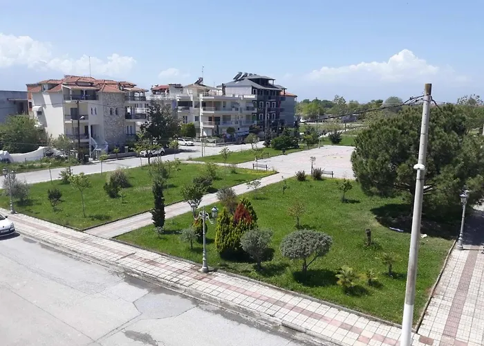Alexander Aparthotel 3*