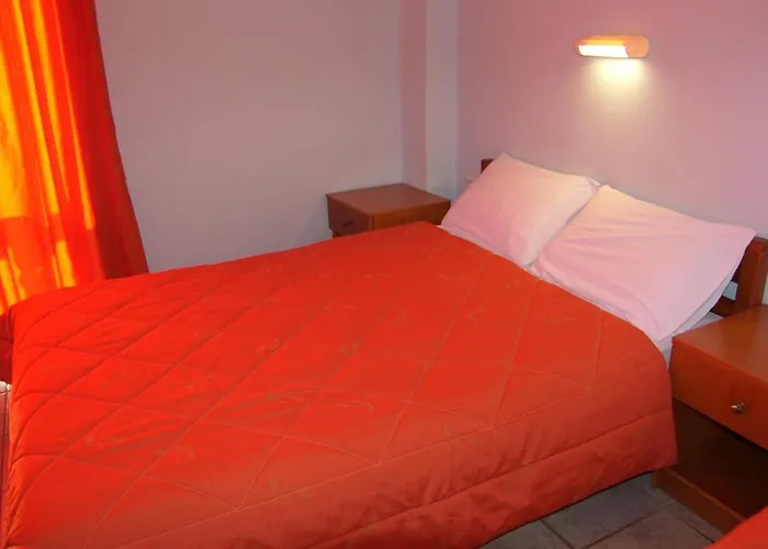 Alexander Apartahotel 3*